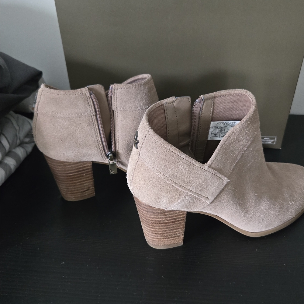 Women's Suede Ankle Boots - Tan